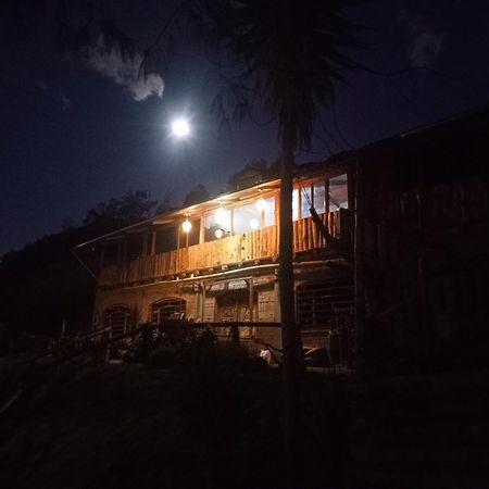 El Trapiche Hotel Sigchos Exterior foto