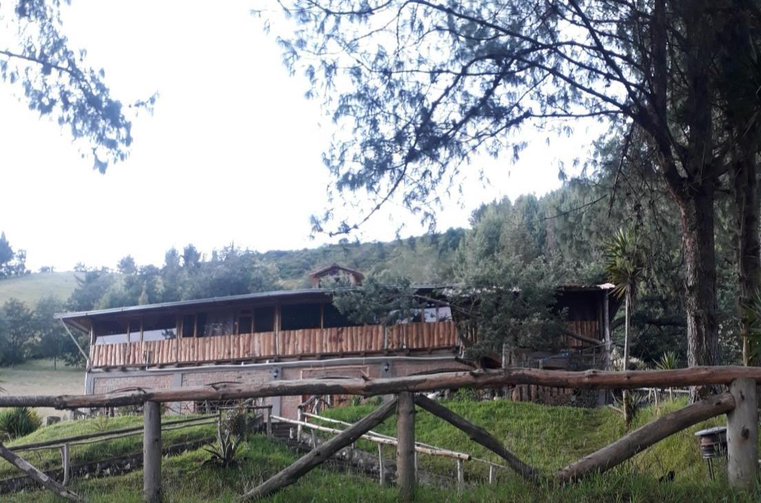 El Trapiche Hotel Sigchos Exterior foto